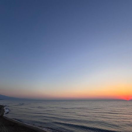 Paradiso Fronte Mare Villa Agnone Bagni Exteriör bild