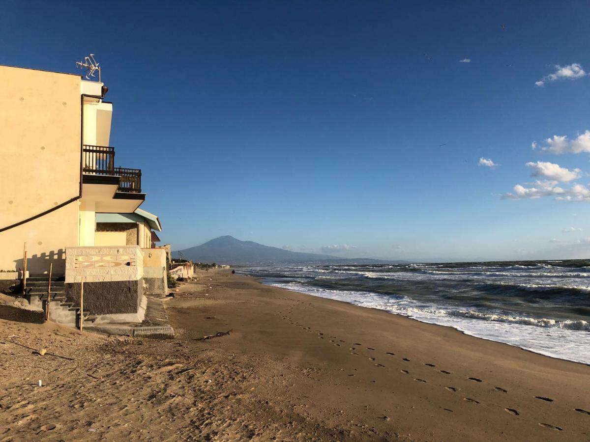 Paradiso Fronte Mare Agnone Bagni Exteriör bild